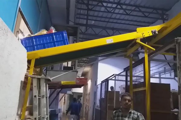 belt-conveyor-from-warehouse